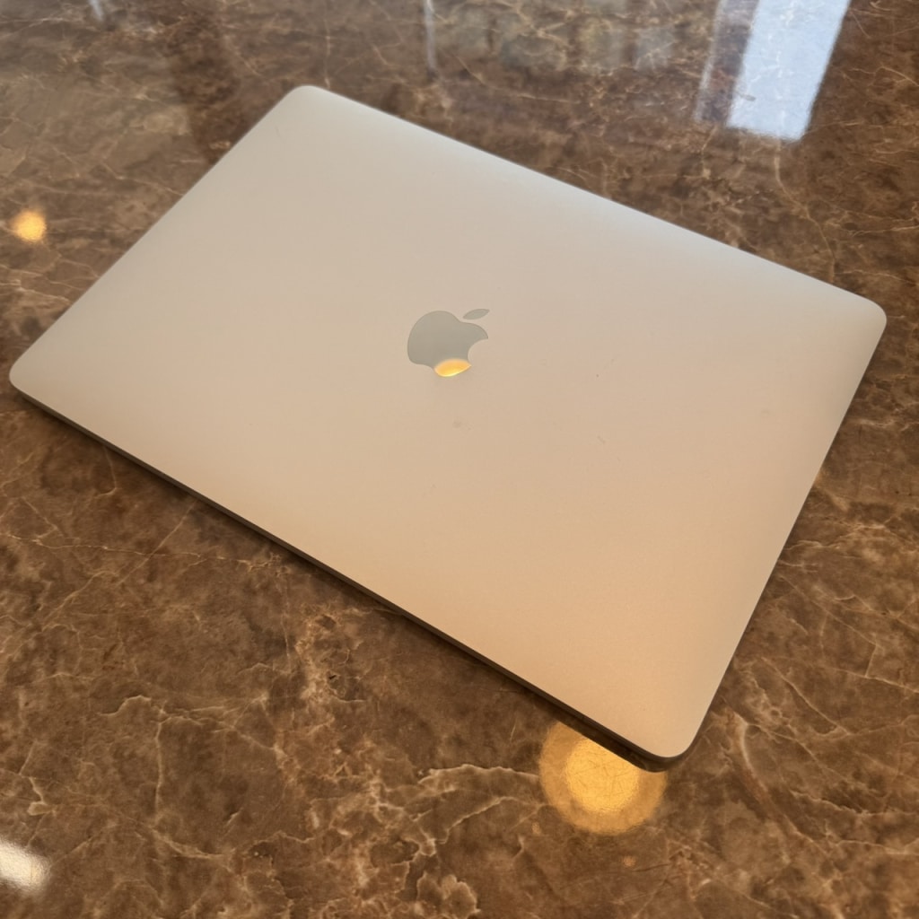 MacBook Pro 13インチ 2017 A1708