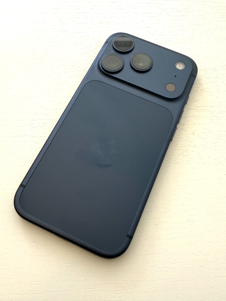 iPhone17 Pro 256GB ディープブルー MG874J/A