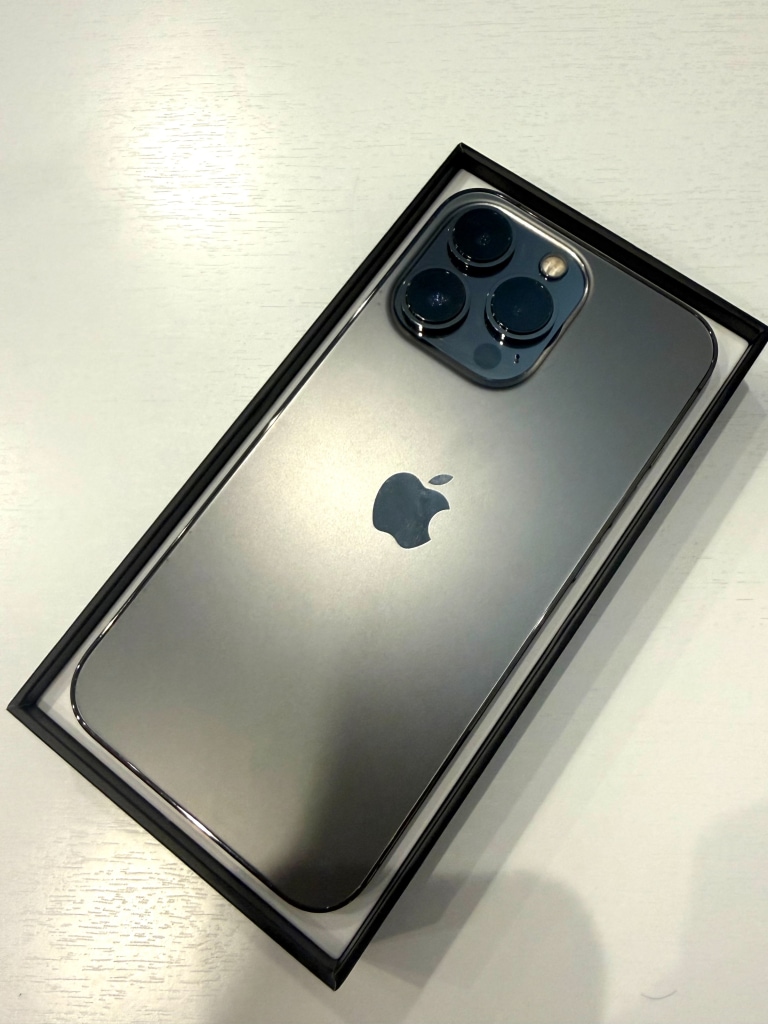 iPhone13 Pro 128GB グラファイト MLUE3J/A