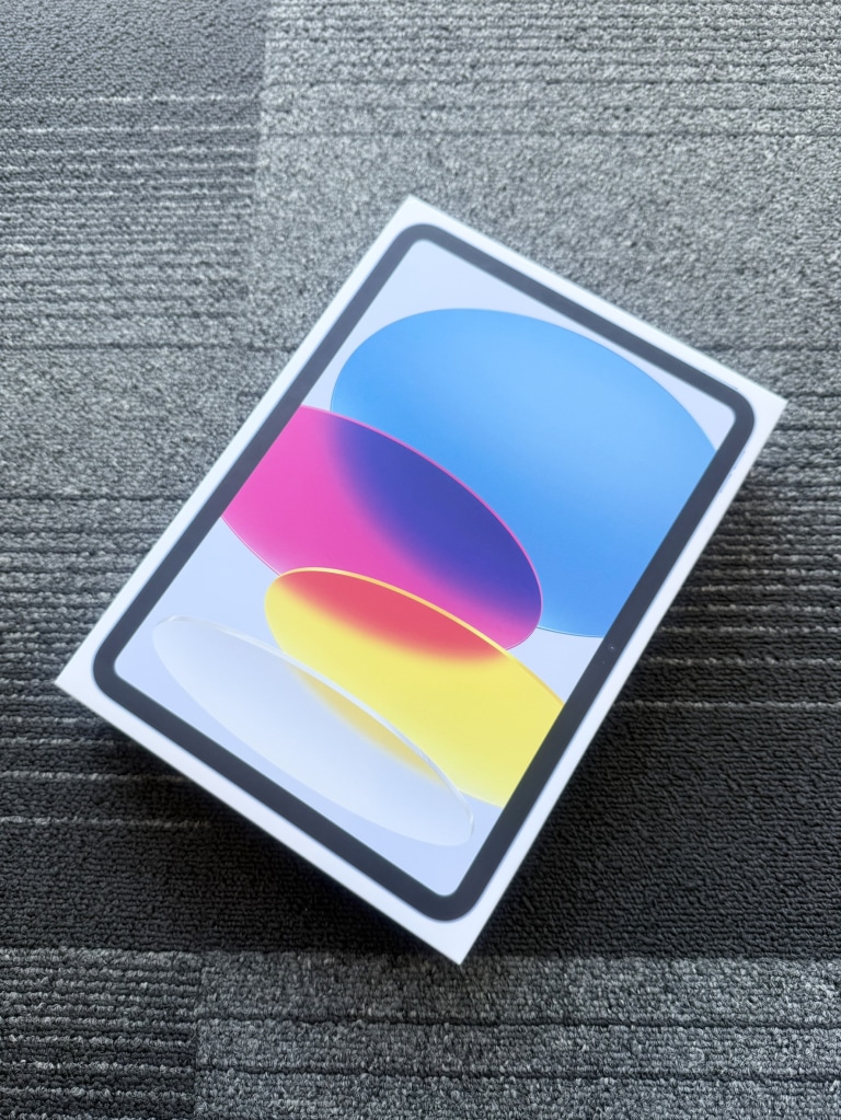 Apple iPad 第11世代 Wi-Fi＋Cellular 128GB ブルー MD7G4J/A