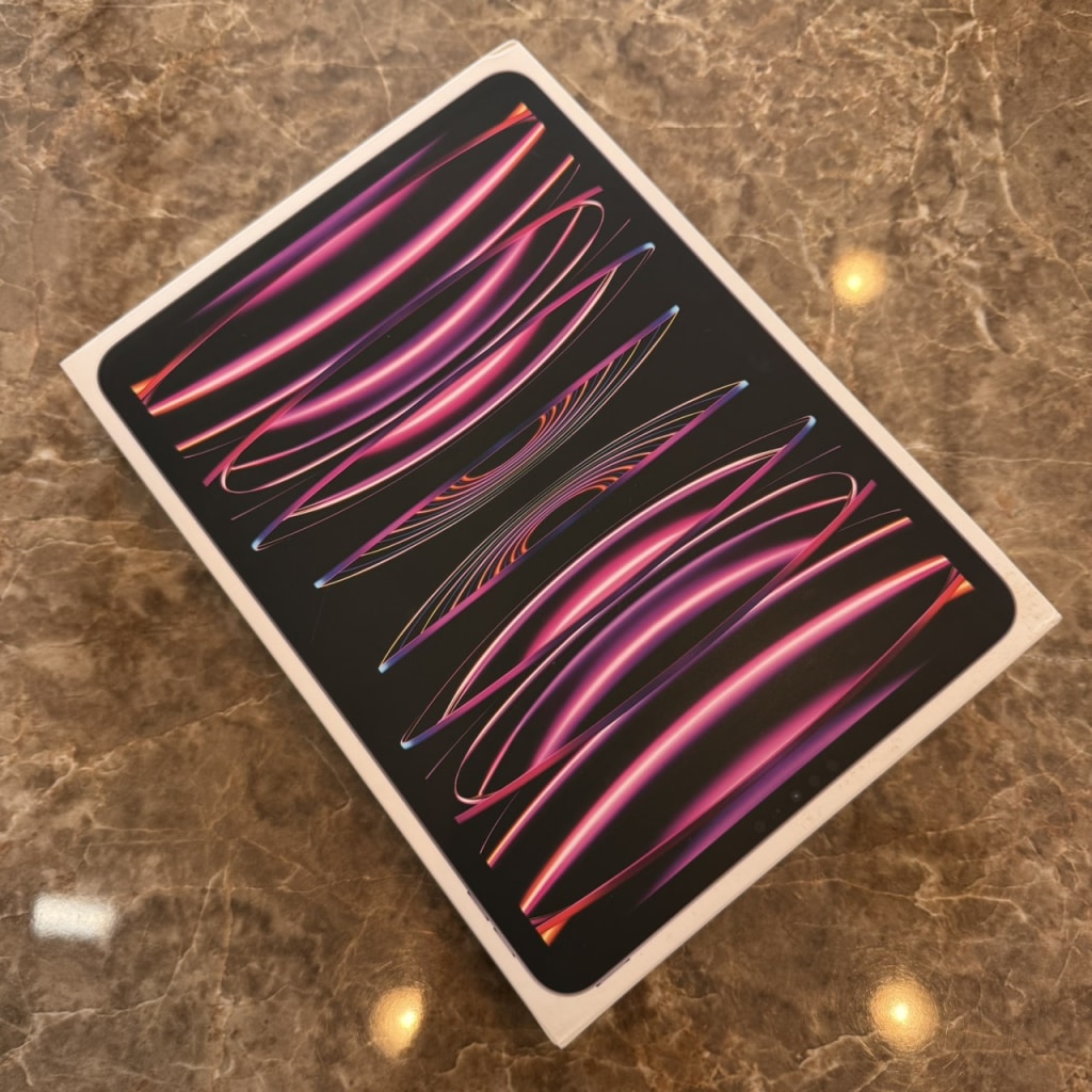 iPad Pro 11インチ 第4世代 Wi-Fi 128GB スペースグレイ MNXD3J/A