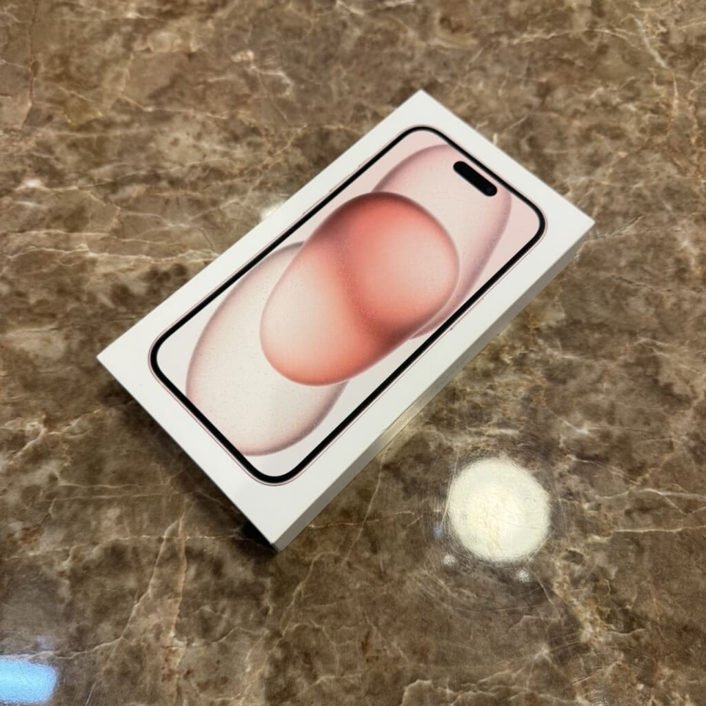 国内版SIMフリー iPhone15 256GB ピンク MTMP3J/A