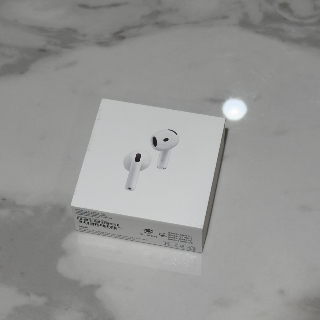 Apple AirPods 第4世代 アクティブノイズキャンセリング搭載 MXP93J/A