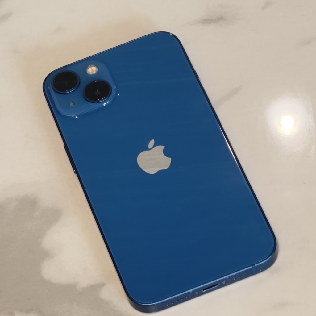 SIMロック解除(docomo) iPhone13 256GB ブルー MLNM3J/A