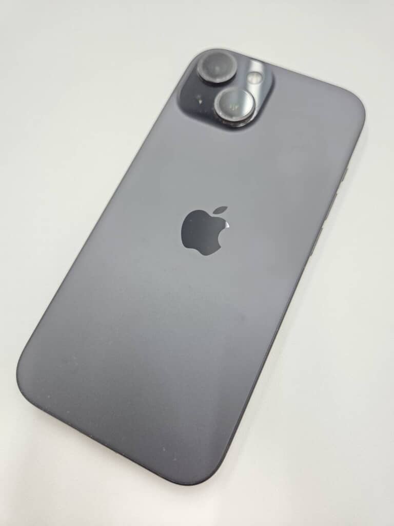 au/SIMロック解除 iPhone15 128GB ブラック MTMH3J/A