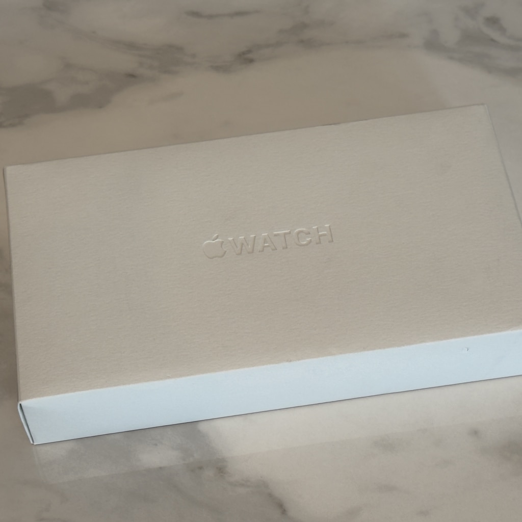 Apple Watch Ultra 49mm GPS+Cellularモデル MQFP3J/A