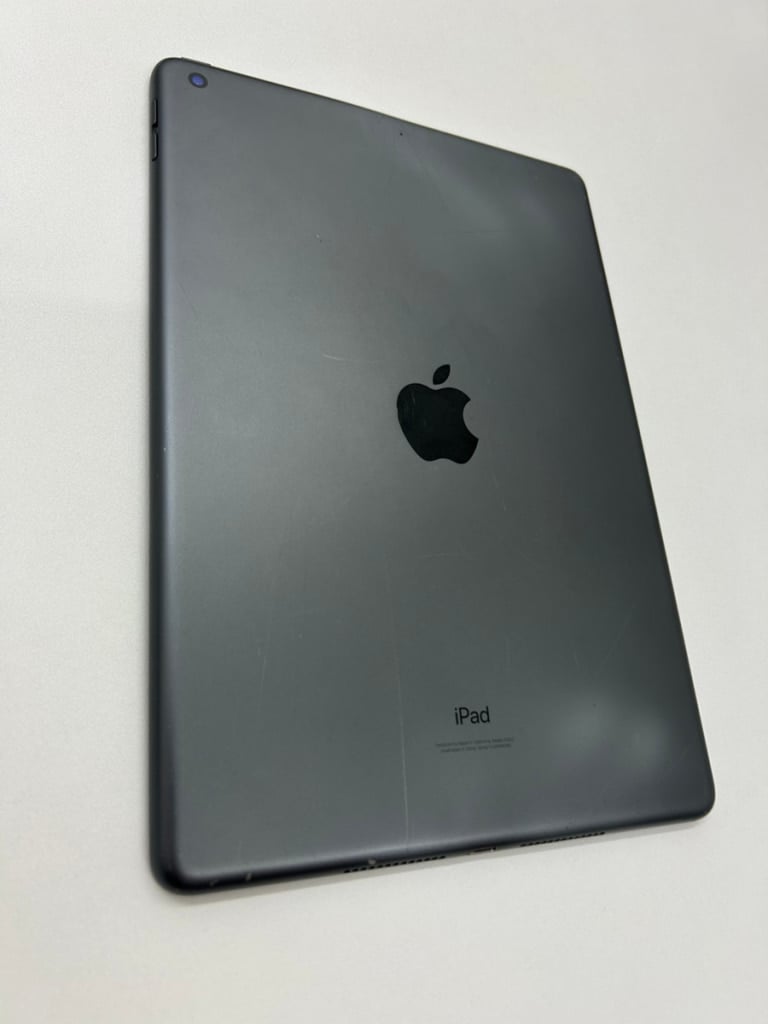 Apple iPad 第9世代 Wi-Fi 64GB スペースグレイ MK2K3J/A