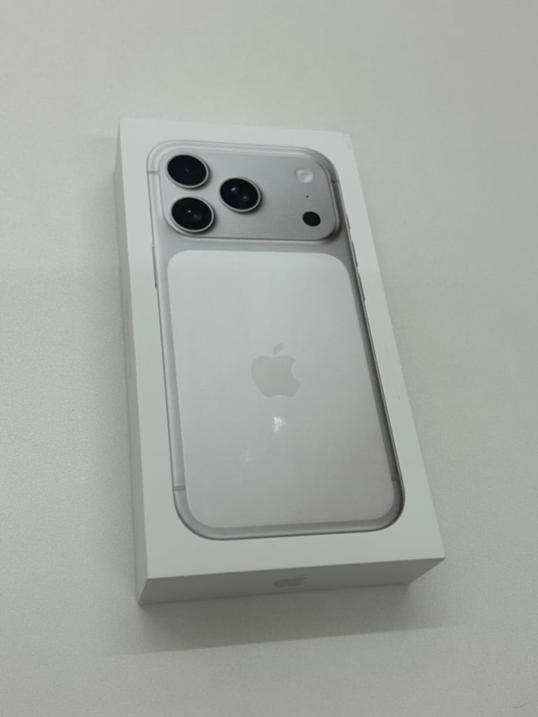 国内版SIMフリー iPhone17Pro 256GB シルバー MG854J/A