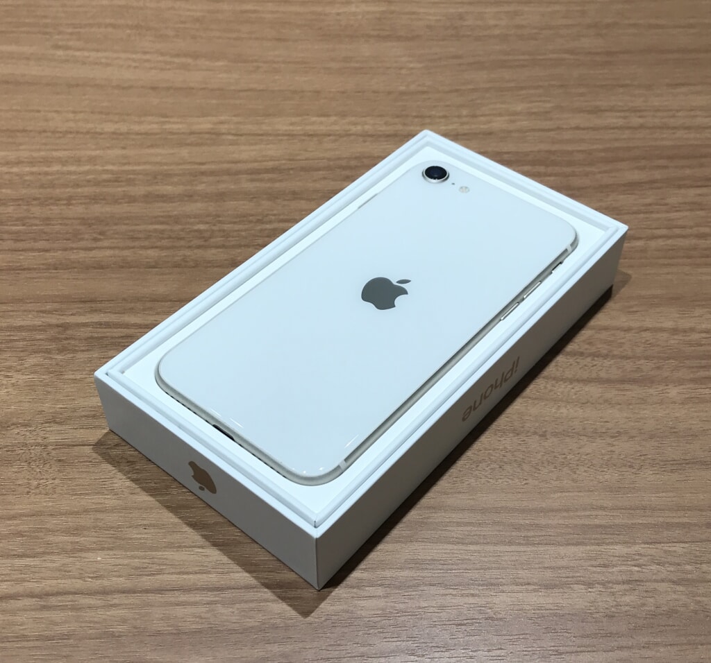 SIMロック解除(Softbank) iPhoneSE3 128GB スターライト MMYG3J/A