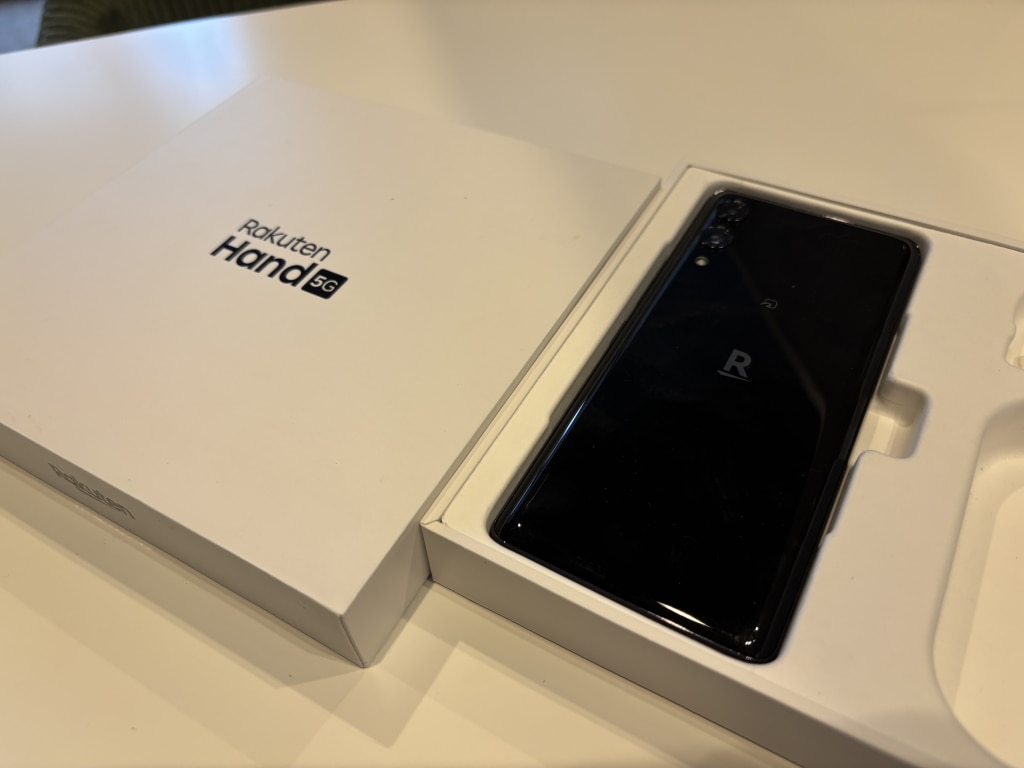 SIMロック解除(楽天モバイル)Rakuten Hand 5G ブラック P780