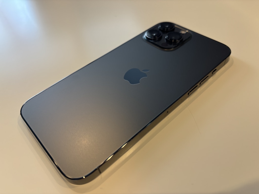 SIMロック解除(Softbank)iPhone13ProMax 128GB グラファイト MLJ43J/A