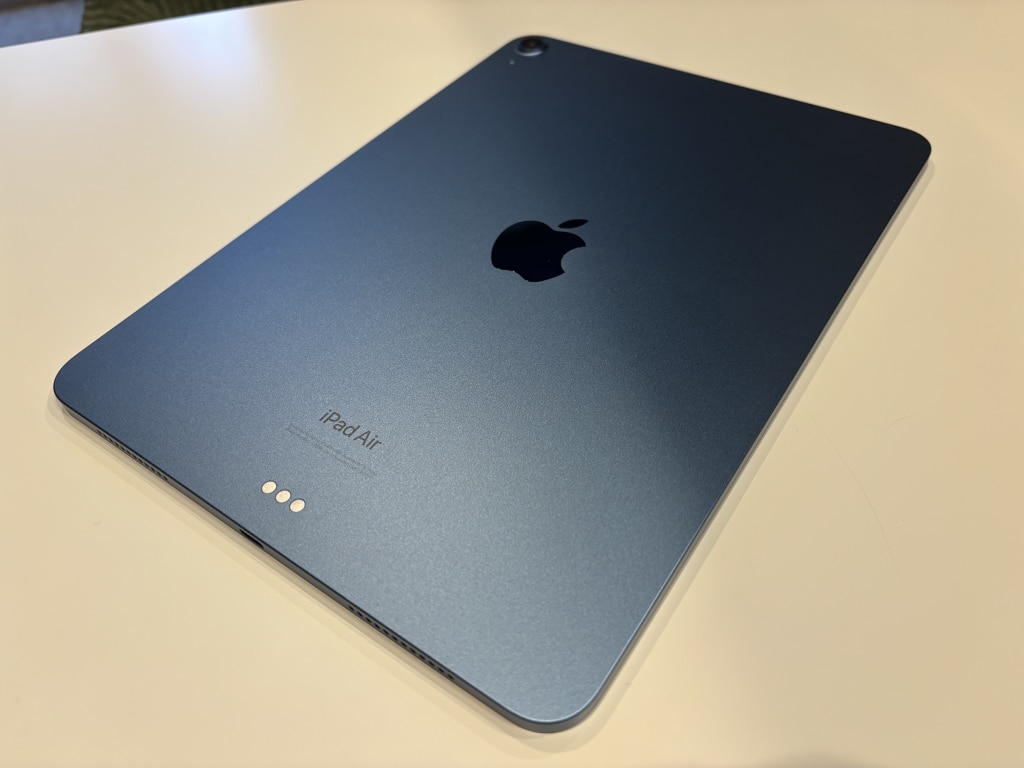 iPad Air 第5世代 Wi-Fi 64GB ブルー MM9E3J/A