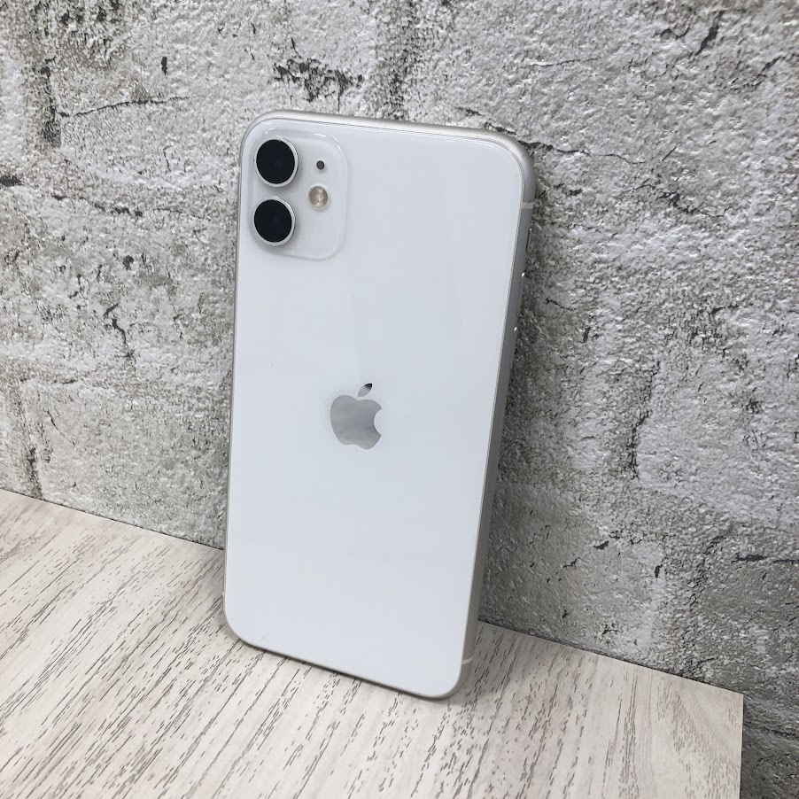 SIMロック解除(docomo) iPhone11 128GB ホワイト MWM22J/A 買取実績