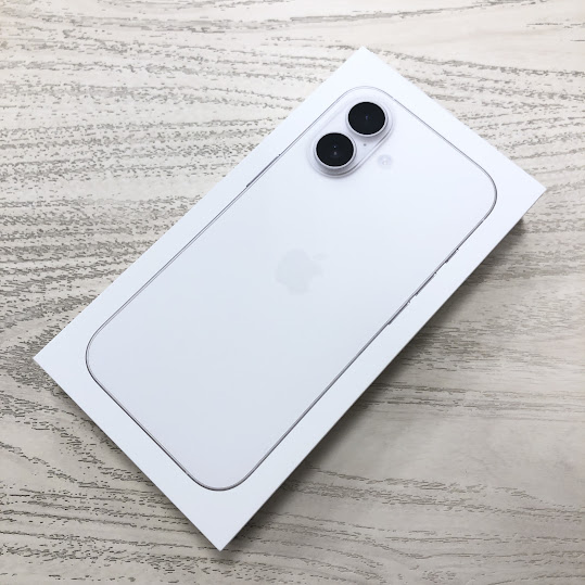 SIMロック解除(docomo) iPhone17 256GB ホワイト MG684J/A