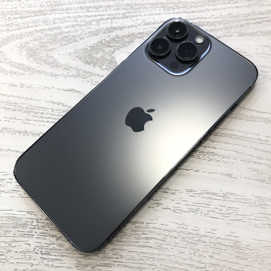 国内版SIMフリー iPhone13ProMax 1TB グラファイト MLKG3J/A
