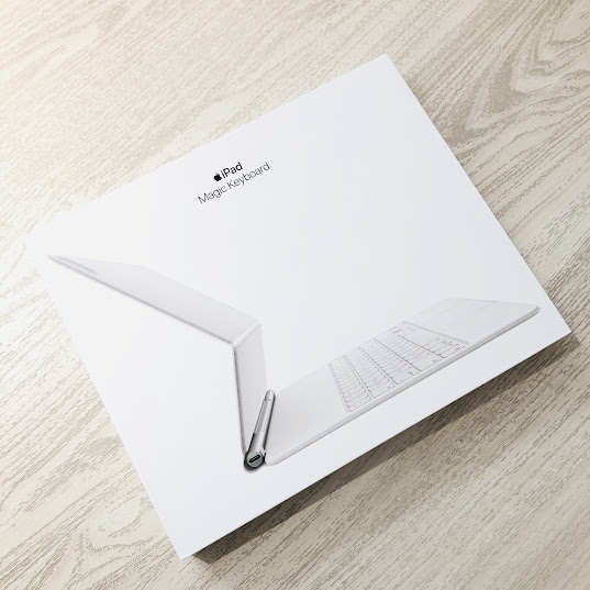 Apple Magic Keyboard 日本語 iPad Pro 12.9インチ(第4/第5世代)用 MJQL3J/A