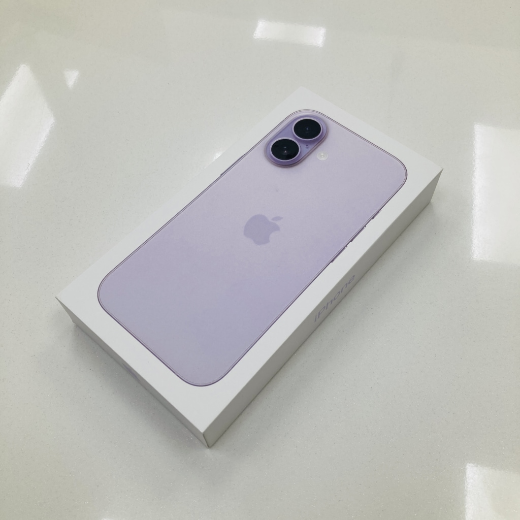 SIMロック解除(softbank) iPhone17 256GB ラベンダー MG6A4J/A