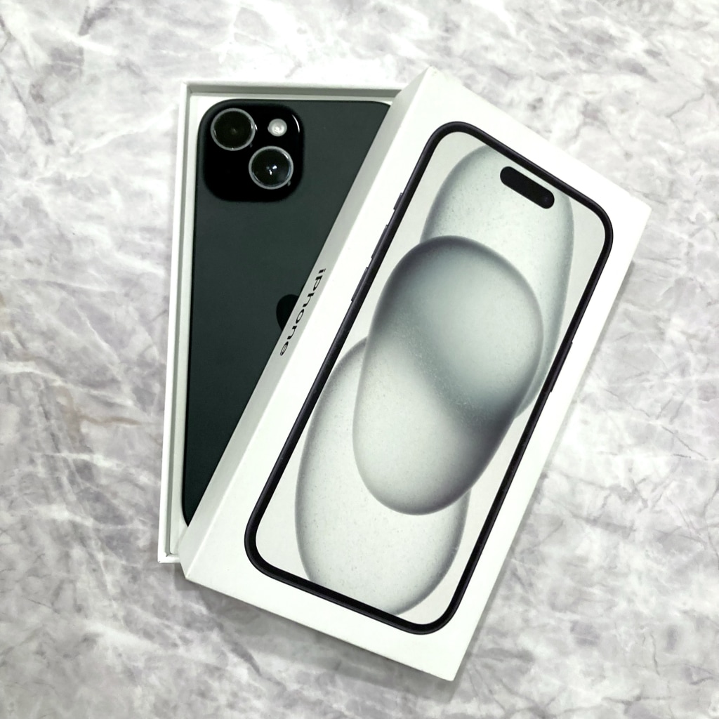 Softbank/SIMロック解除 iPhone15 128GB ブラック MTMH3J/A