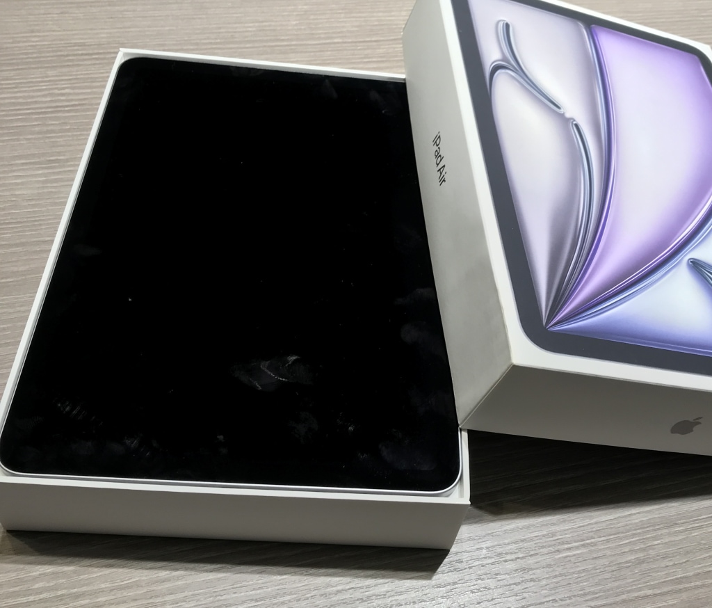 Apple iPad Air M3 11インチ Wi-Fiモデル 128GB スペースグレイ MC9W4J/A