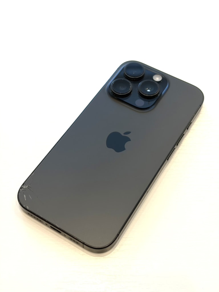 iPhone16Pro 128GB ブラックチタニウム MYMV3J/A