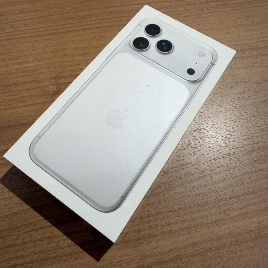 SIMロック解除(Softbank) iPhone17 Pro Max 1TB シルバー MFYF4J/A