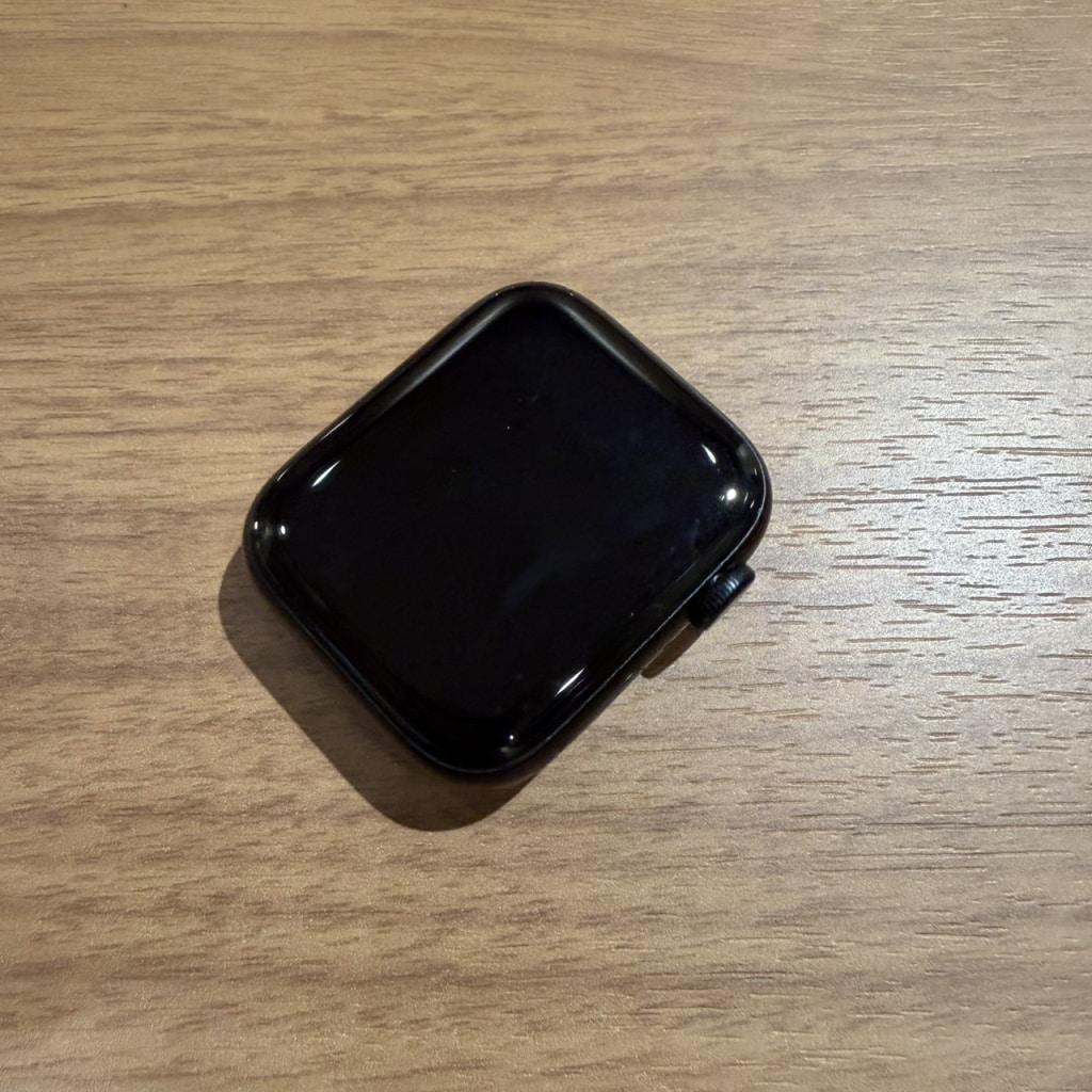 Apple Watch SE3 44mm GPS ミッドナイトアルミニウム ミッドナイトスポーツバンド MEHQ4J/A