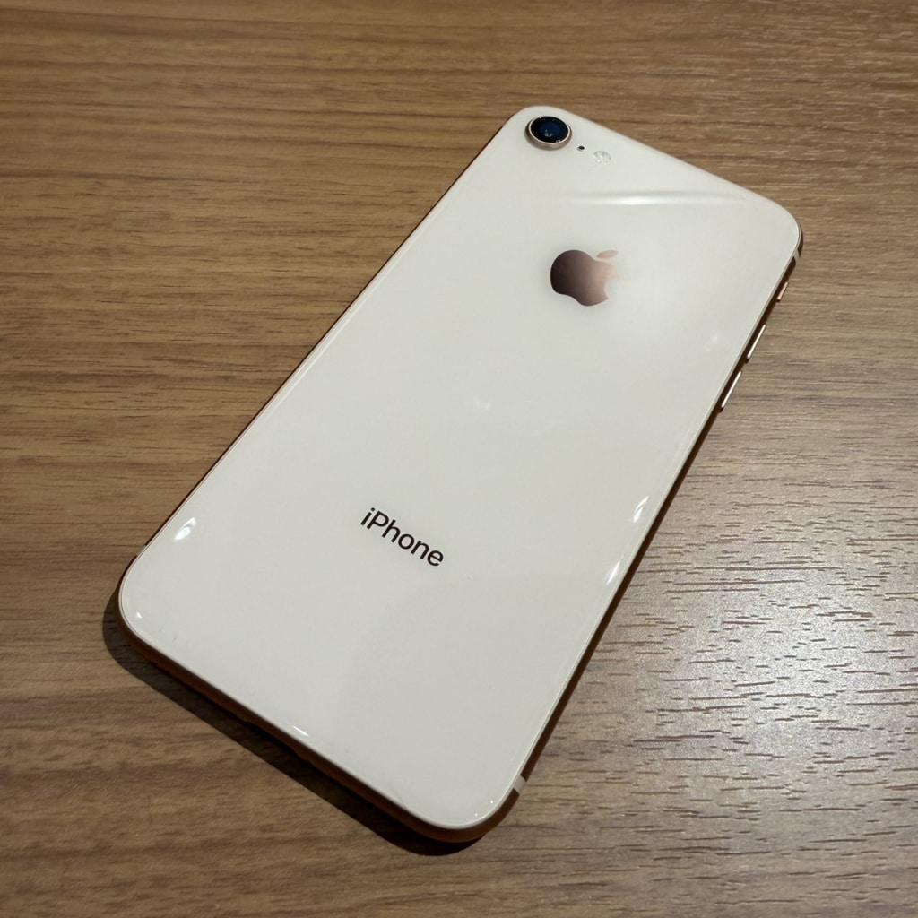国内版SIMフリー iPhone8 64GB ゴールド NQ7A2J/A
