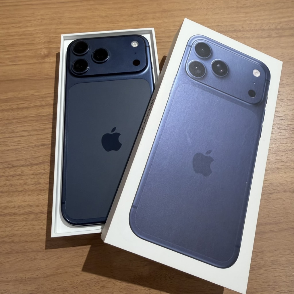 SIMロック解除(au) iPhone17 Pro Max 512GB ディープブルー MFYE4J/A