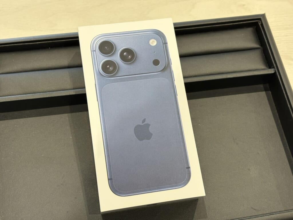 SIMロック解除（docomo） iPhone17 Pro 256GB ディープブルー MG874J/A