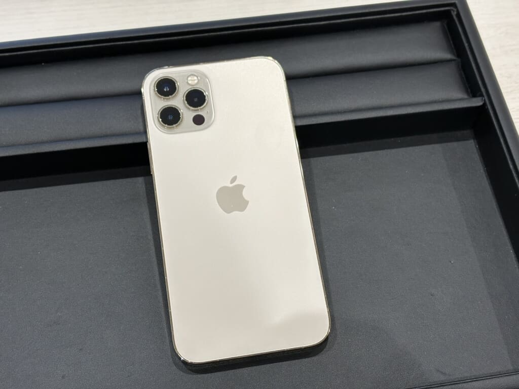 SIMロック解除（softbank）iPhone12Pro 256GB ゴールド MGMC3J/A