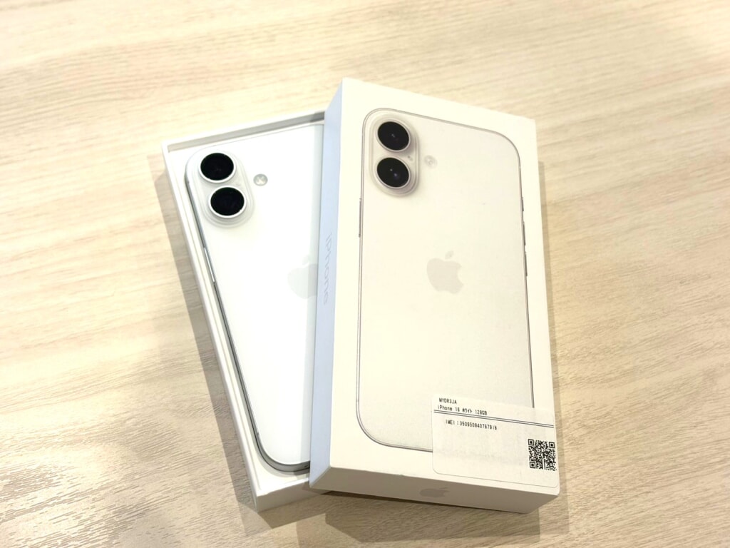 SIMロック解除(Softbank) iPhone16 128GB ホワイト MYDR3J/A
