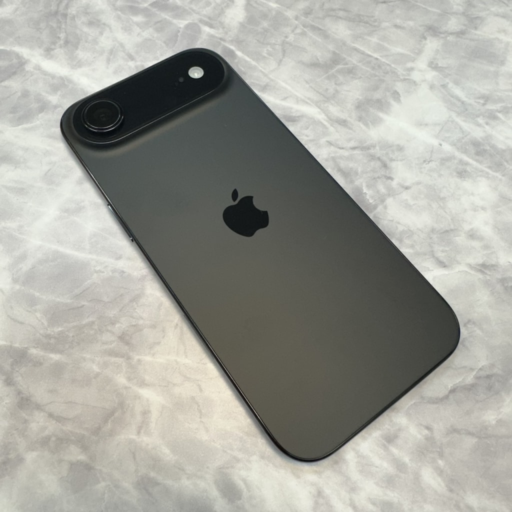 iPhoneAir 256GB スペースブラック MG274J/A