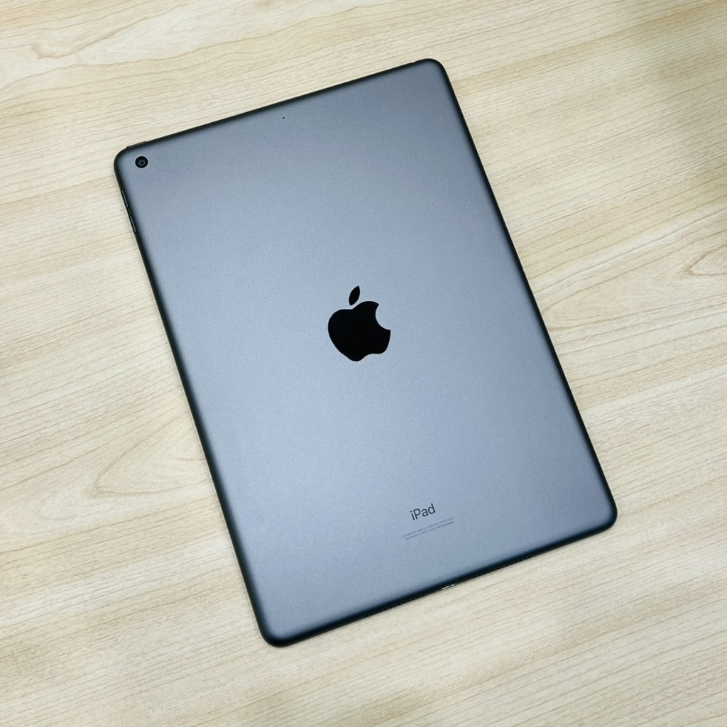 SIMロック解除(au) iPad 第7世代 Cellular 32GB スペースグレイ MW6A2J/A