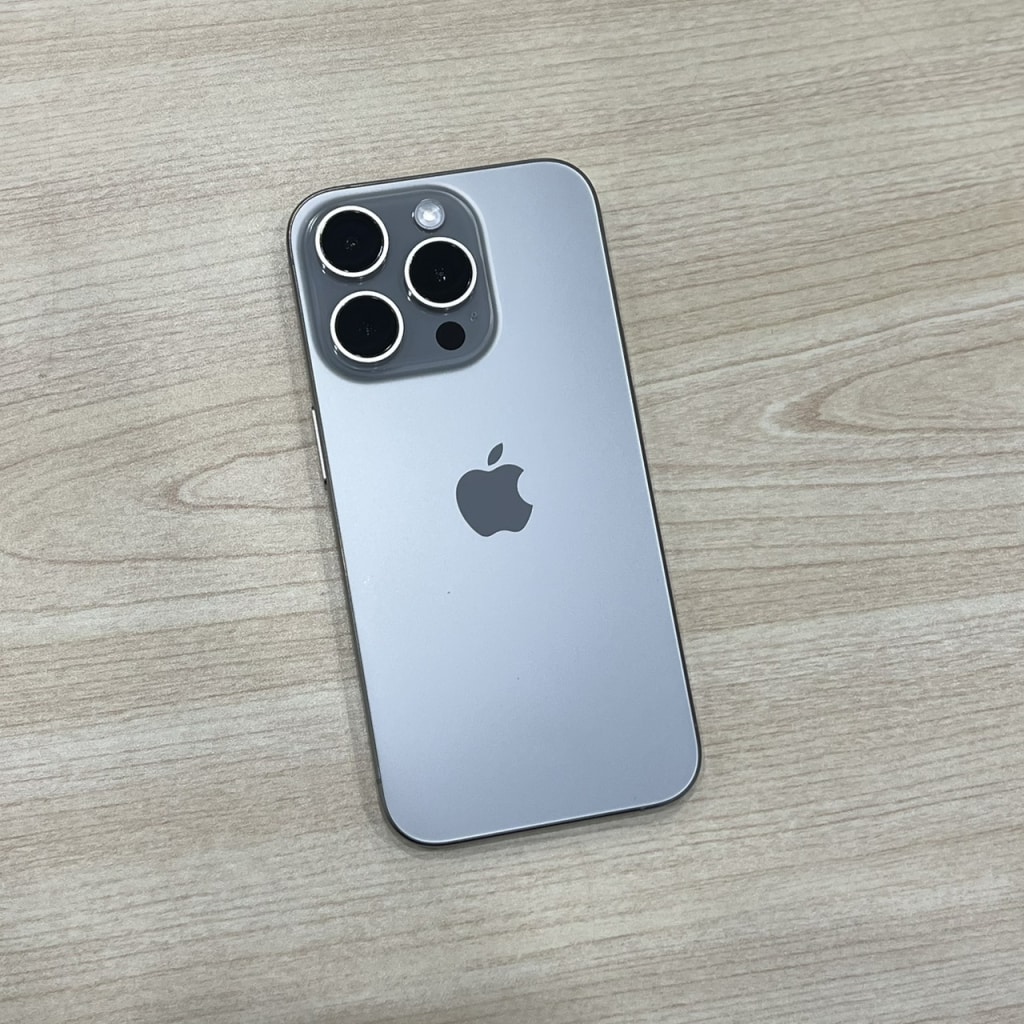 国内版SIMフリー iPhone15 Pro 128GB ナチュラルチタニウム MTU93J/A
