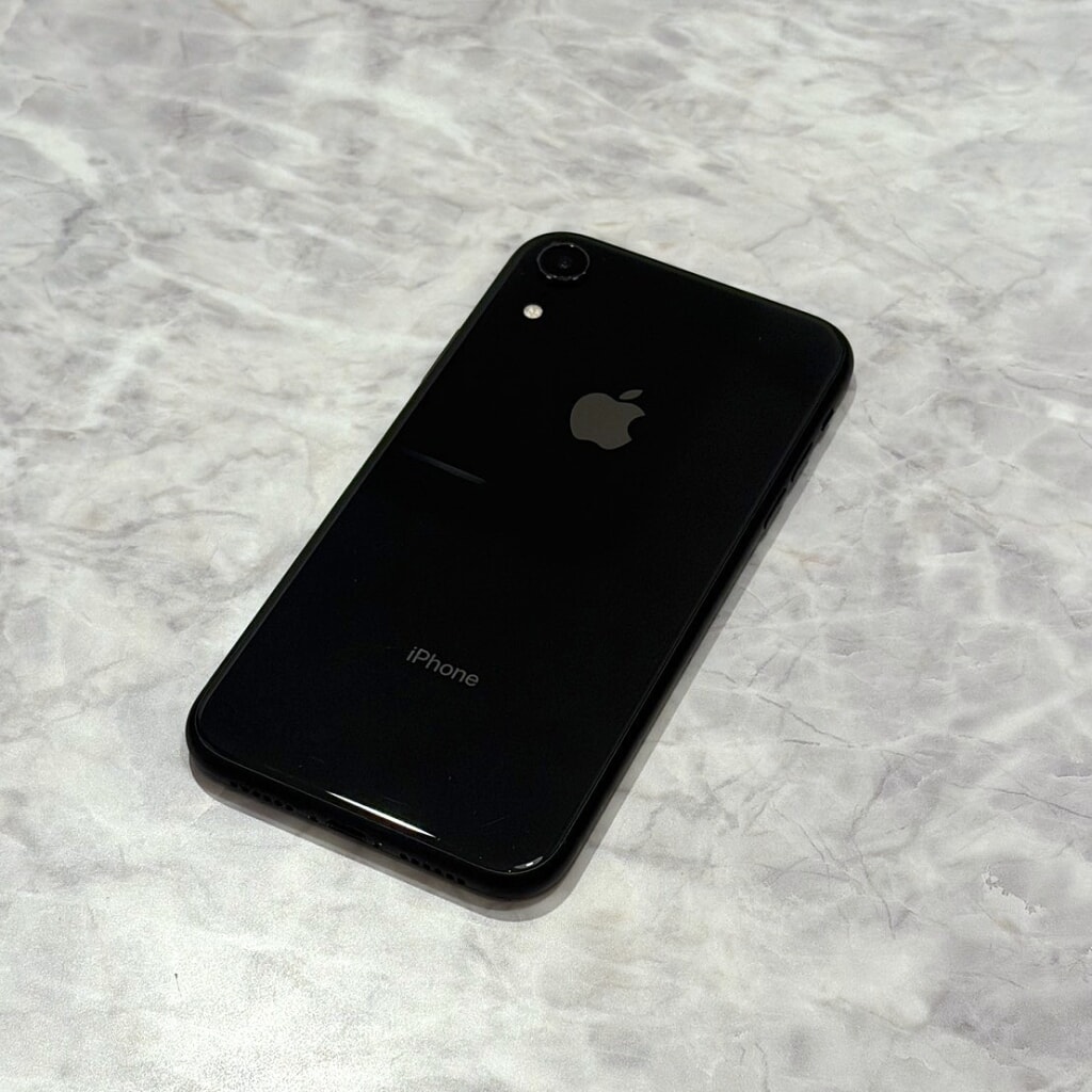 SIMロック解除(au) iPhone XR 64GB ブラック NT002J/A