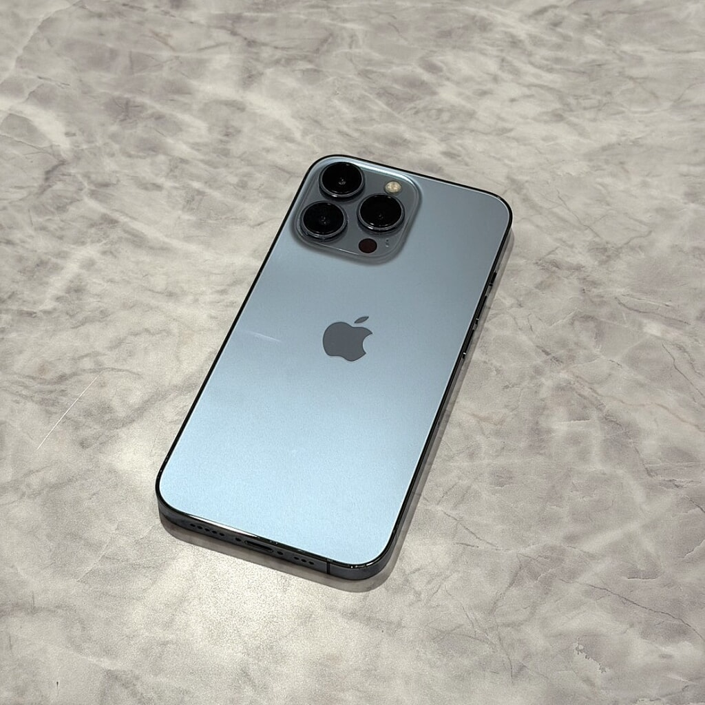 SIMロック解除(au)	iPhone13 Pro 128GB シエラブルー MLUK3J/A