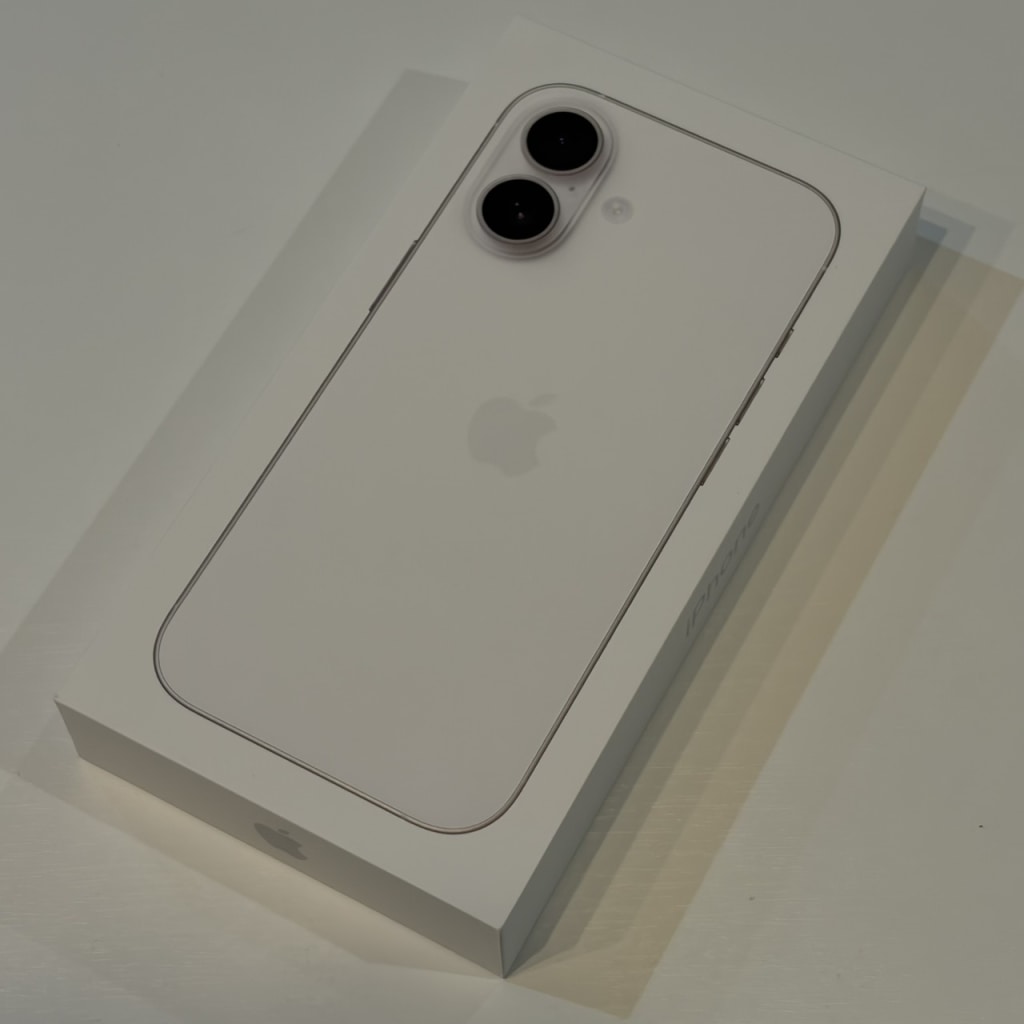 iPhone17 256GB ホワイト MG684J/A