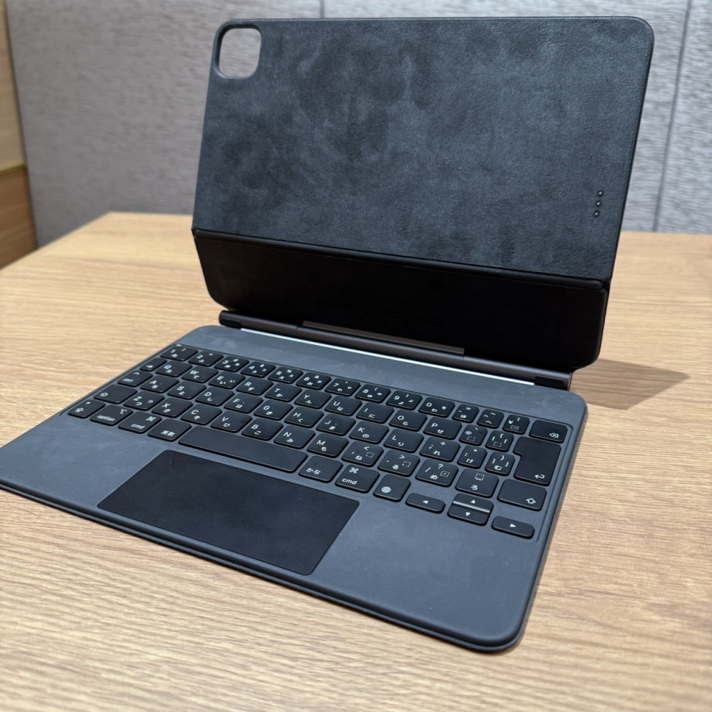 iPad Pro 11インチ用 Magic Keyboard A2261