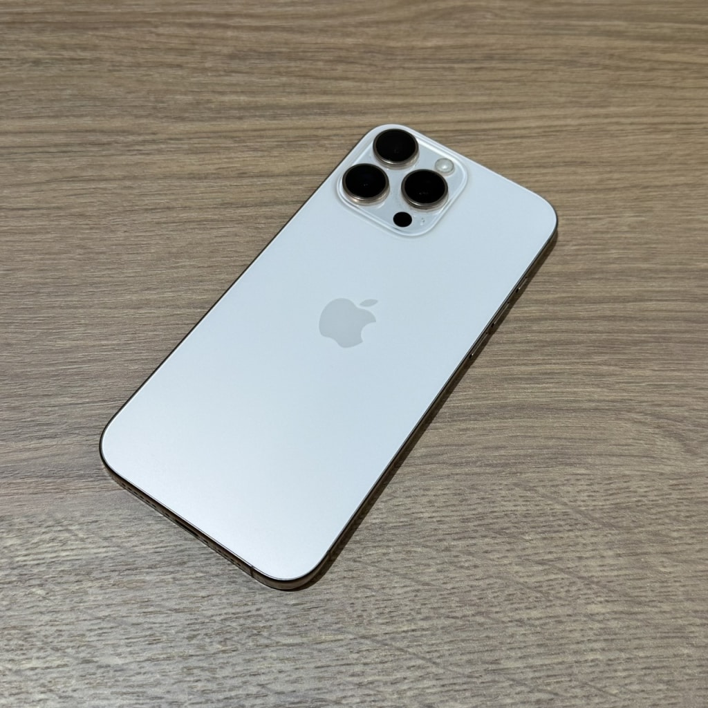 iPhone16ProMax 256GB デザートチタニウム MYWJ3J/A