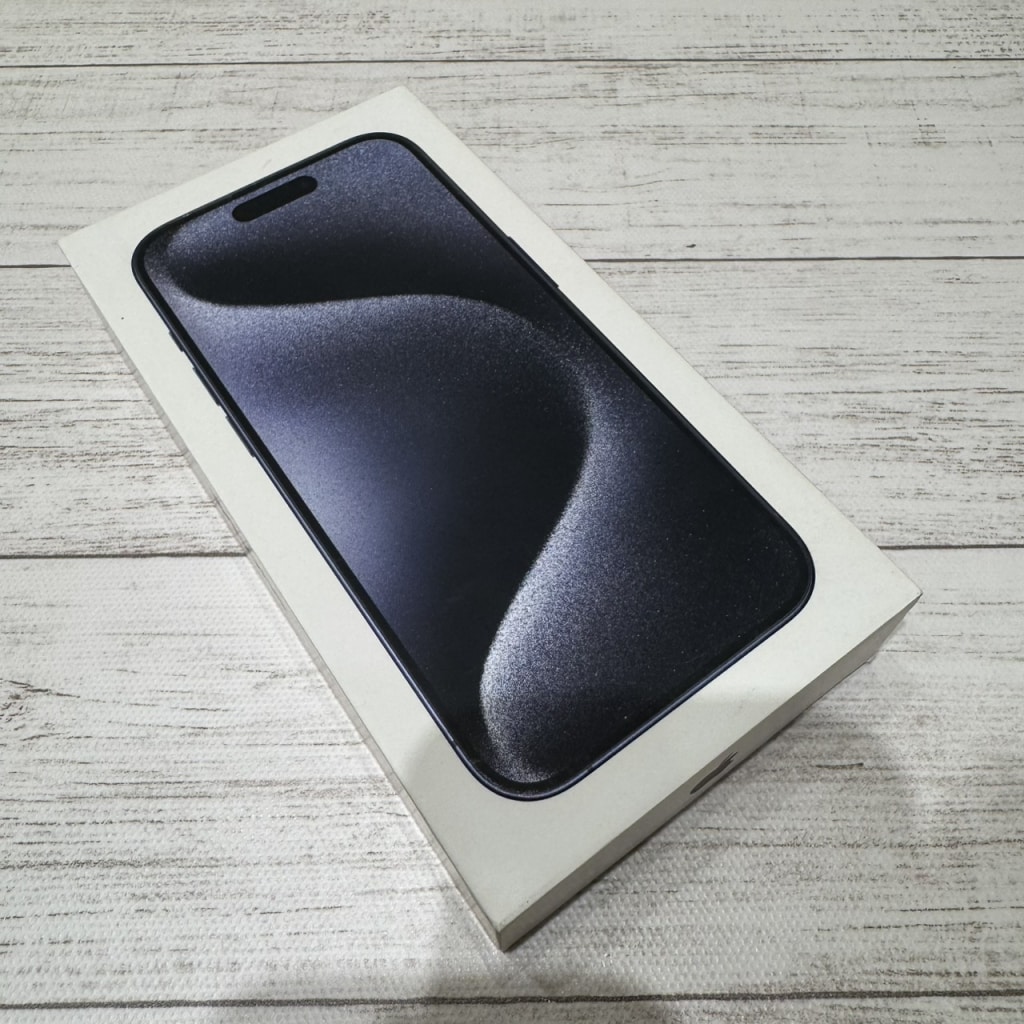 SIMロック解除(au)iPhone15Pro 256GB ブルーチタニウム MTUG3J/A