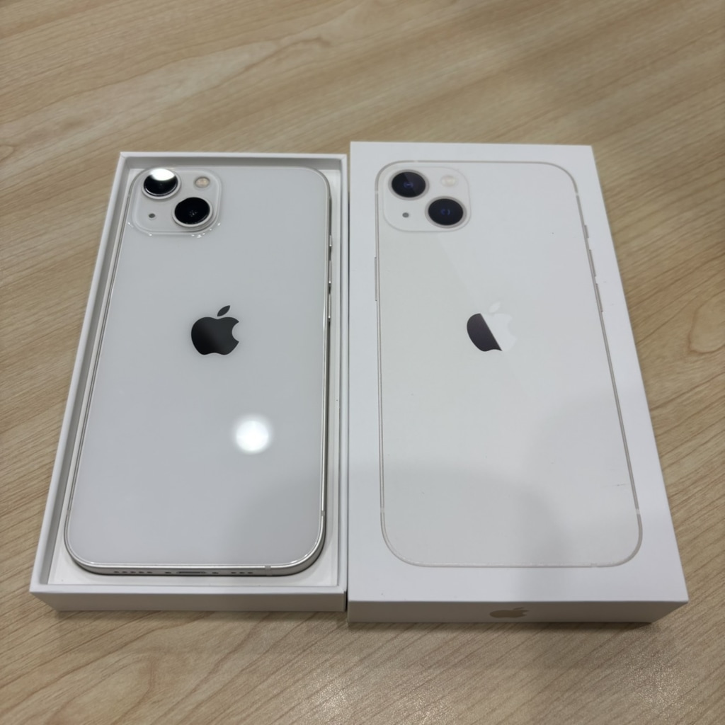 SIMロック解除(Softbank) iPhone13 256GB スターライト MLNJ3J/A