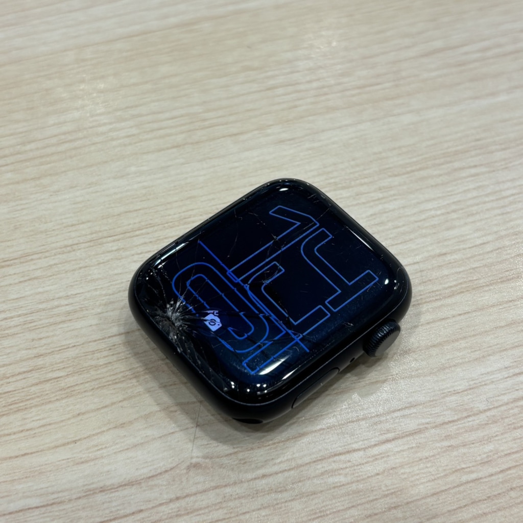 Apple Watch SE 第2世代 44mm GPSモデル MNLC3J/A