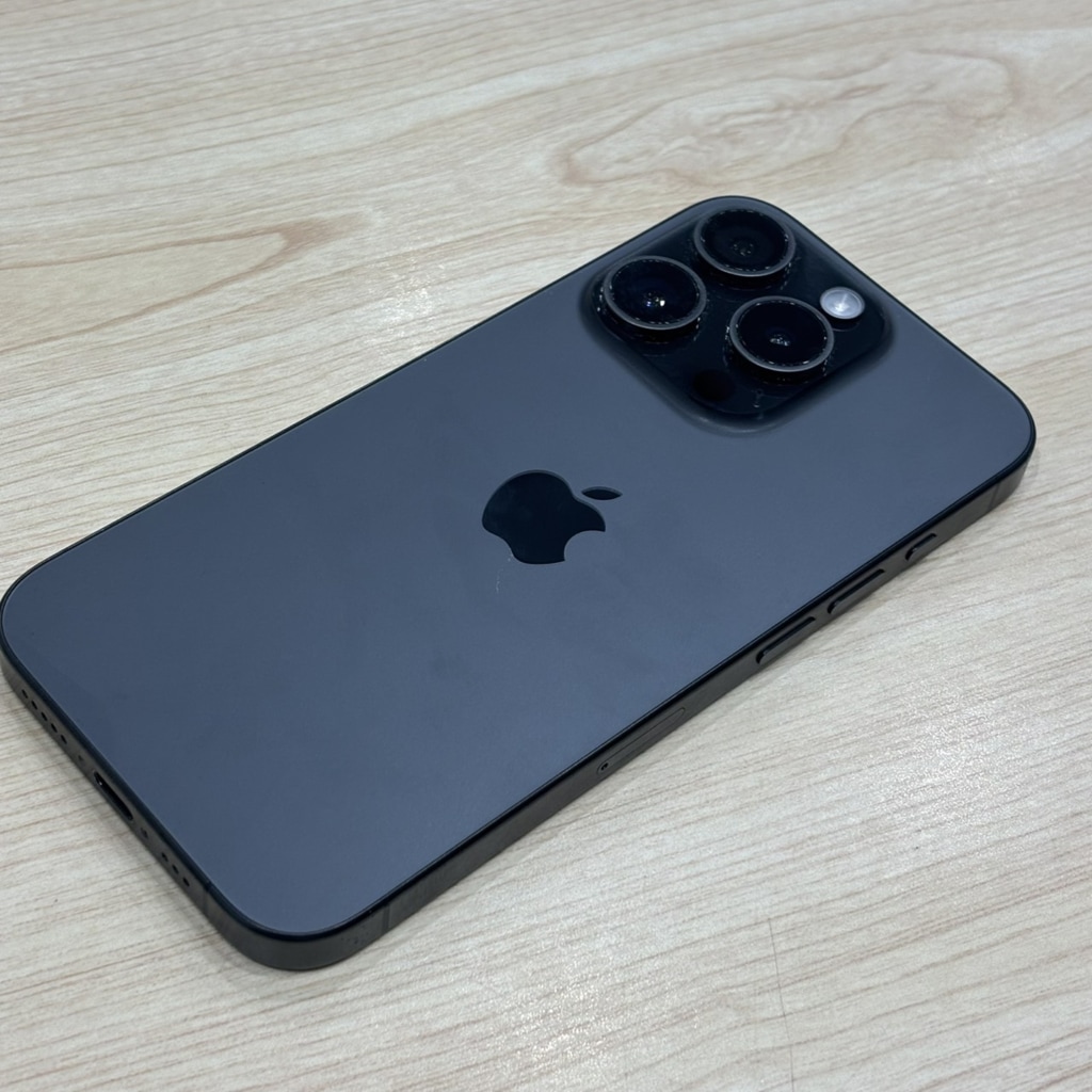 SIMロック解除(au) iPhone15 Pro 128GB ブラックチタニウム MTU73J/A