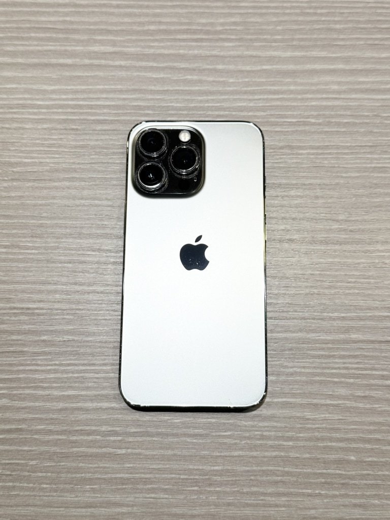 Apple iPhone13 Pro 256GB グラファイト MLUN3J/A
