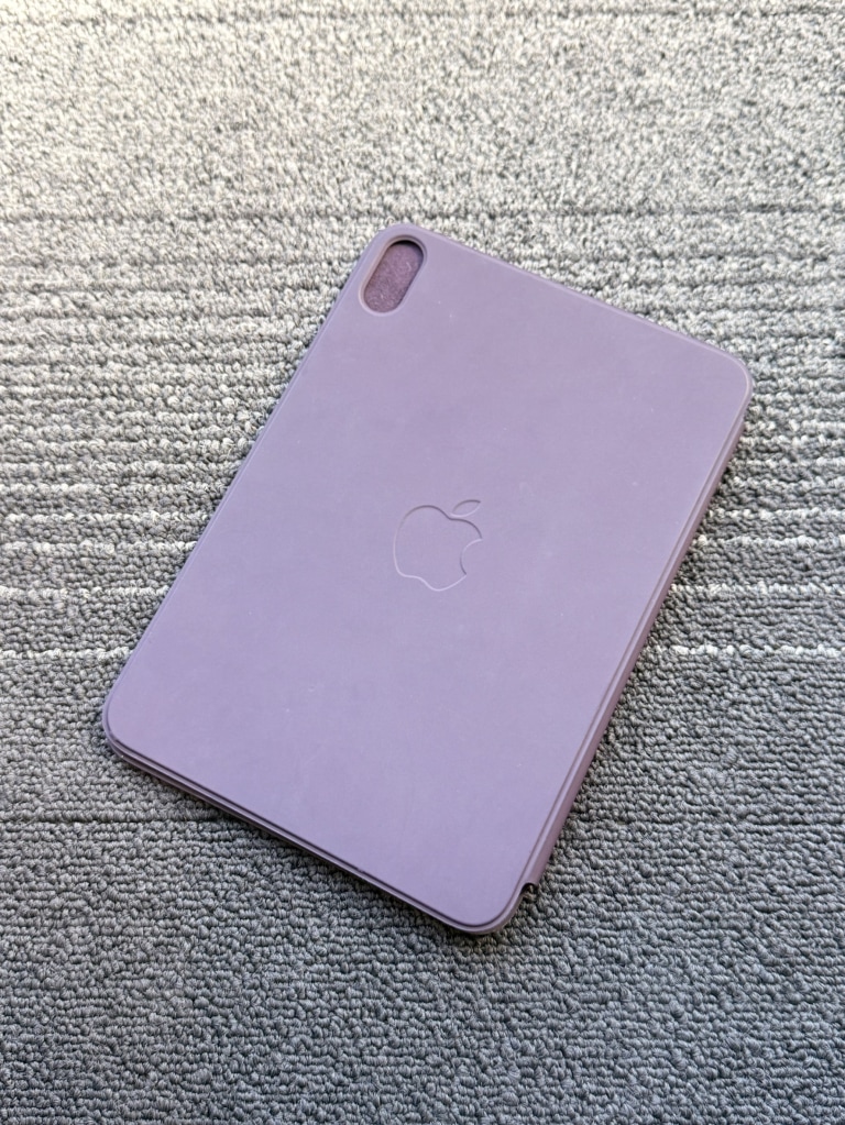 iPad mini Smart Folio ダークチェリー純正 新宿店｜iPad買取｜端末買取｜Apple iPad mini6用 Smart Folio ダーク