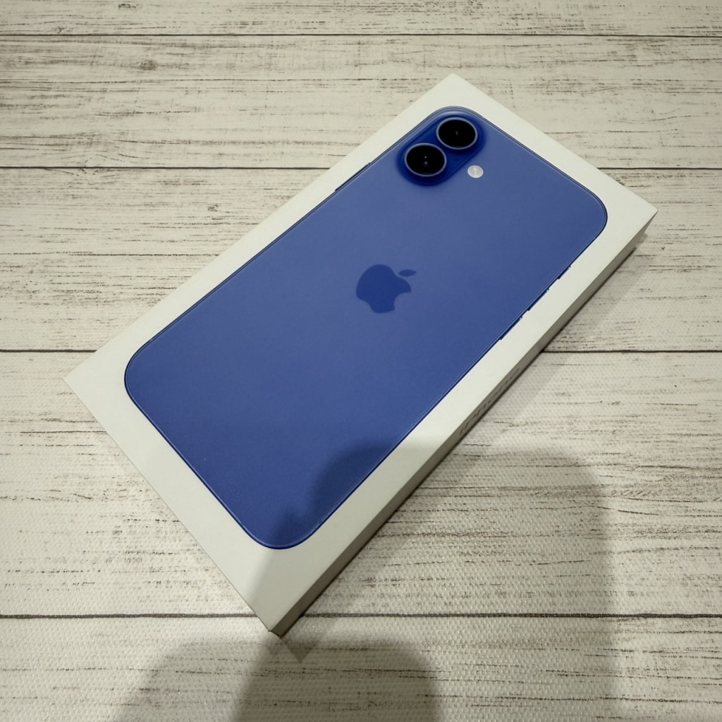 SIMロック解除(Softbank)iPhone16Plus 256GB ウルトラマリン MXVK3J/A