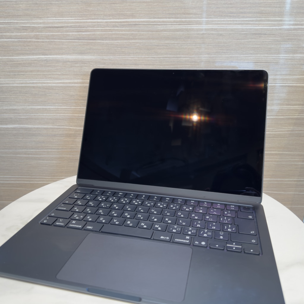 Apple MacBook Air 13インチ M4 24GB 512GB ミッドナイト MC6C4J/A