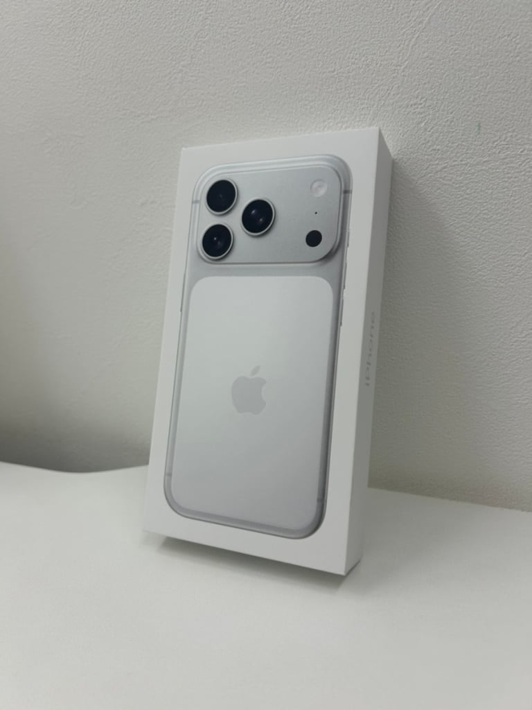 国内版SIMフリー iPhone17 Pro 512GB シルバー MG894J/A