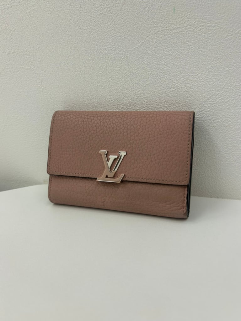 ルイヴィトン ポルトフォイユ カプシーヌ M62156