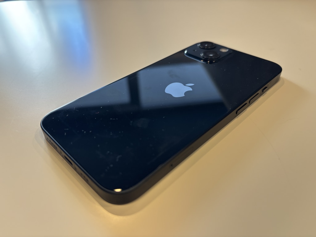 緑井店｜iPhone買取｜SIMロック解除(Softbank)iPhone13 128GB